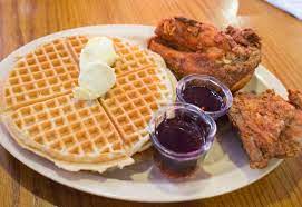 My daughter and i were visiting los angeles and had dinner at roscoes. Roscoe S House Of Chicken And Waffles Kirbie S Cravings