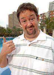 Between 2007 and 2009, vegas played geoff the oracle maltby in the itv sitcom benidorm. Johnny Vegas And Crissy Rock To Return To Benidorm News Tv News What S On Tv