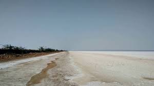 Nature is unforgiving at khadir bet (an island on the rann of kutch lake).during the monsoon, the landscape remains flooded, marshy when the waters recede, scorching hot in the summer, and bitterly cold in the winter. Dholavira White Rann Of Kutch Youtube