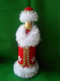 мастер класс по украшению бутылки шампанского на новый год Vyazanyj Ded Moroz I Snegurochka Na Butylku Ukrasit Butylki Rozhdestvenskie Podelki Butylki Shampanskogo