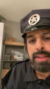 Få en personlig tilpasset videomelding fra Zahid Ali