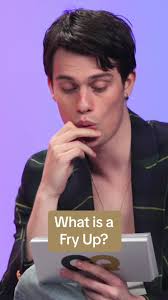 Tater tots would not be a bad addition #RedWhiteandRoyalBlue #RWRB  #TaylorZakharPerez #NicholasGalitzine