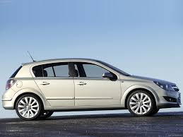 Opel Astra 2007 Pictures Information Specs