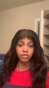 Krissy Allen (@krissylanae)