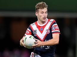 Sam walker tries to break free at the scg. Walker Makes Mark In Roosters Comeback Win The Senior 2259