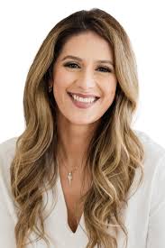 Barbara Alvarado's Instagram, Twitter & Facebook