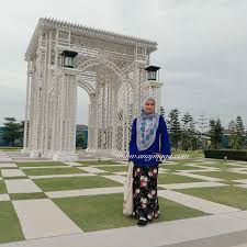 Lokasi mamak signature bersebelahan tesco puncak alam. Lokasi Cantik Beriadah Petang Dan Photoshoot Di Eco Grandeur Puncak Alam