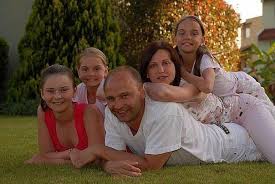 Jun 13, 2021 · в субботу арина выиграла многоборье. Dina I Arina Averiny Kratkaya Biografiya Roditeli Dostizheniya V Sporte