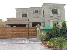 Classic House Design By Core Consultant 1 Kanal House Classic House Design Modern Exterior House Designs Duplex House Design