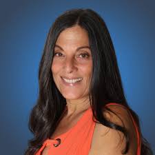 Hi everyone! I could really use some advice from some of you who have  practiced sound baths outdoors… I've been asked to do one for about 20  people outside in a big