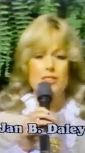 Jan Daley's Instagram, Twitter & Facebook
