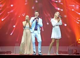 Am ostersonntag wird die nächste folge ausgestrahlt, aber ohne flori. So Beginnt Florian Silbereisens Grosses Schlagerfest In Der Tui Arena In Hannover