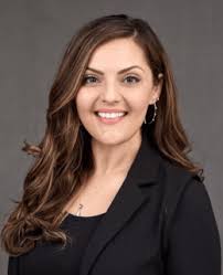 Anita Piper's Instagram, Twitter & Facebook