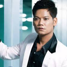 Listen to រដឺនមានស្នេហ៍