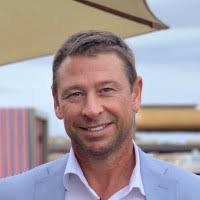 Kelly Starr Email & Phone Number