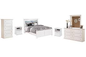 We did not find results for: Bostwick Shoals Queen Panel Bed With Mirrored Dresser Chest And 2 Nightstands Ashley Furniture Homestore