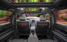 If you have booked our car service to arrive at a party, then we will make sure you make a grand entrance and put everyone in awe. 5 Reasons You Should Consider A Town Car Service Instead Of A Cab Kc Limo Service