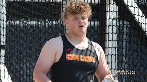 Penn Relays 2022: Bergen Catholic's Shue PRs to take 3rd, top American  discus honors
