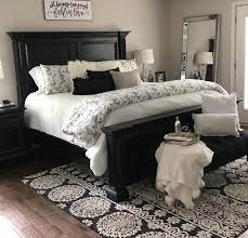 Bedroomdiyideas Bedroom Decor For Couples Bedroom In 2021 Bedroom Decor Master For Couples Bedroom Decor For Couples Couples Master Bedroom