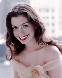 Anne Hathaway's Iconic Bob Frame Photoshoot