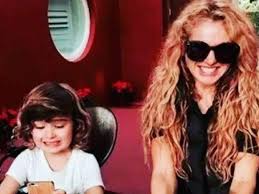 Luego de un ajetreado año para la intérprete, paulina reapareció en compañía de sus dos hijos para encender el árbol de bayfront. Divertido Momento De Paulina Rubio Junto A Sus Hijos Causa Furor En Instagram Diario El Heraldo