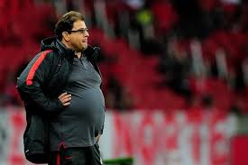 Augusto sérgio ferreira (born 7 september 1965), known as guto ferreira, is a brazilian football manager, currently in charge of ceará. Gustavo Manhago Guto Ferreira Fecha A Porta Gzh