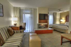 The comfort inn hotel is conveniently located with easy access to interstate 75, just a short drive from tampa bay and sarasota. Comfort Inn Apple Valley Sevierville Hotel Hotel Near Tanger Outlets