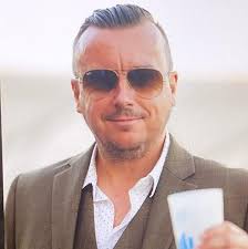 Hugo: Alcroft, Scott, Kane, Aileen: 9781794248281: Amazon.com: Books