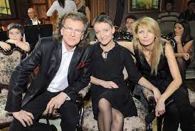Zbigniew wodecki w naszych sercach na zawsze. Pogrzeb Zbigniewa Wodeckiego Wodecki Zartowal Z Rodzina O Pogrzebie