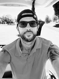 Good day: 3 courses, 8 rounds, 90 holes.