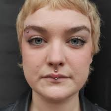 Sarah XIII Body Piercing added...