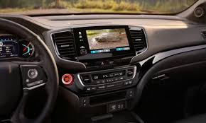 There's little doubt as to the missions of each vehicle. 2021 Honda Passport Vs 2021 Honda Pilot Bill Kay Honda