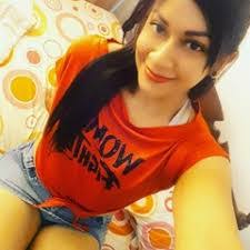 Kari Espinoza's Instagram, Twitter & Facebook