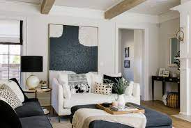 White couch with green pillows. 20 Beautiful Living Rooms With White Couches