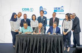 Yb tuan baru bian, minister of works delivered opening remarks at the opening ceremony. Mha Cidb And Uem Edgenta Signs Mou To Improve Safety In Expressway Maintenance And Operations News Announcements Uem Edgenta