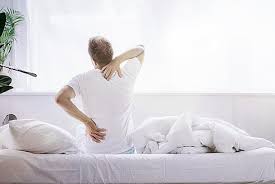 Osteoporose ist der übermäßig starke abbau von knochensubstanz und wird auch als knochenschwund bezeichnet. Hexenschuss Und Ischialgie