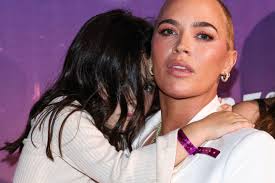 IŠLA SAM U TURSKU PO HOLIVUDSKI OSMEH, A VRATILA SAM SE KAO NAKAZA!  Potresna ispovest britanske lepotice!