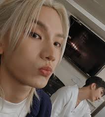 好耐冇見啦聽日就公佈重要事情啦🙈🙈🙈 好緊張係聽日之前記得睇Mv同聽歌啦❤️🦄 #滿