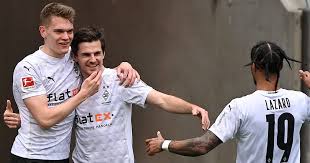 Matthias ginter widerspricht einem medienbericht energisch; Offer Already On The Table As Tottenham Chase 35m Centre Back
