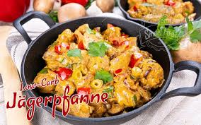 Jagerpfanne Low Carb So Lecker Wurzig Cremig Dieses Rezept Wird Dich Begeistern Gebratene Champignons W In 2020 Rezepte Gesunde Rezepte Rezepte Mit Wurstchen