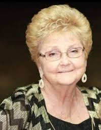 Wilma Arnold's Instagram, Twitter & Facebook