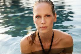 Sarina Arnold (@sarinaarnoldofficial) • Instagram photos and videos