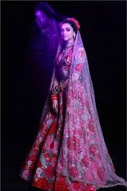 New Deepika Ranveer Wedding Photos You Have To See Today Sabyasachi Bridal Floral Lehenga Deepika Padukone Style
