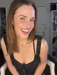 Alexandra Siegel's Instagram, Twitter & Facebook