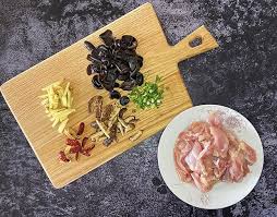 Check spelling or type a new query. Chinese Steamed Chicken With Red Dates And Mushrooms