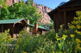 The inn was built in 1934 in the national park service rustic style and was used by the utah parks company until. Zion National Park Lodge Bewertungen Fotos Preisvergleich Zion Nationalpark Ut Tripadvisor