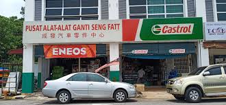 Kupelankan motorku,sampai didepan rumah kedai kami yang biasanya sudah buka masih tertutup rapat. Penang Gerik Perak From Lb Auto Force M Sdn Bhd