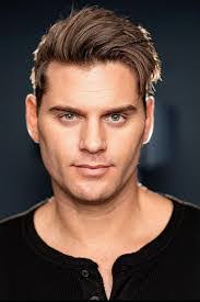 Randy Burrell's Instagram, Twitter & Facebook