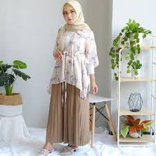 Maybe you would like to learn more about one of these? Sedang Hits Ini Cara Padu Padan Rok Plisket Yang Fashionable