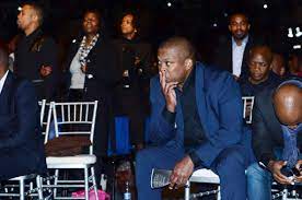 Choosing not to opt for traditional medication, marawa said he hoped the ailment would sort of cure itself. Robert Marawa S Baby Mama Wants R29 900 Per Month In Child Maintenance
